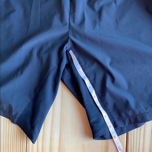 Nike Running Shorts - Picture 4 of 4